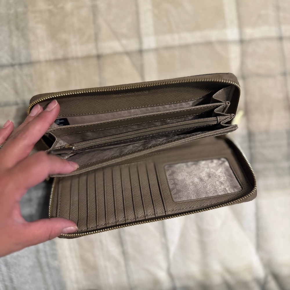 Michael Kors Large Continental Taupe wristlet in saffiano leather